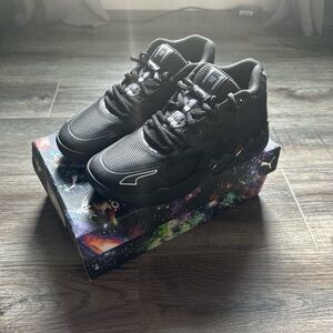 Barley wore Puma MB.01 “Iridescent Dreams” with original box